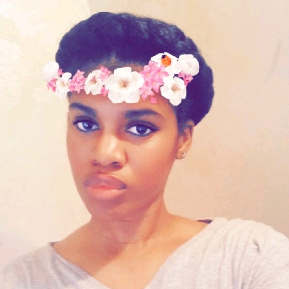 Meet your Posher, Yolanda